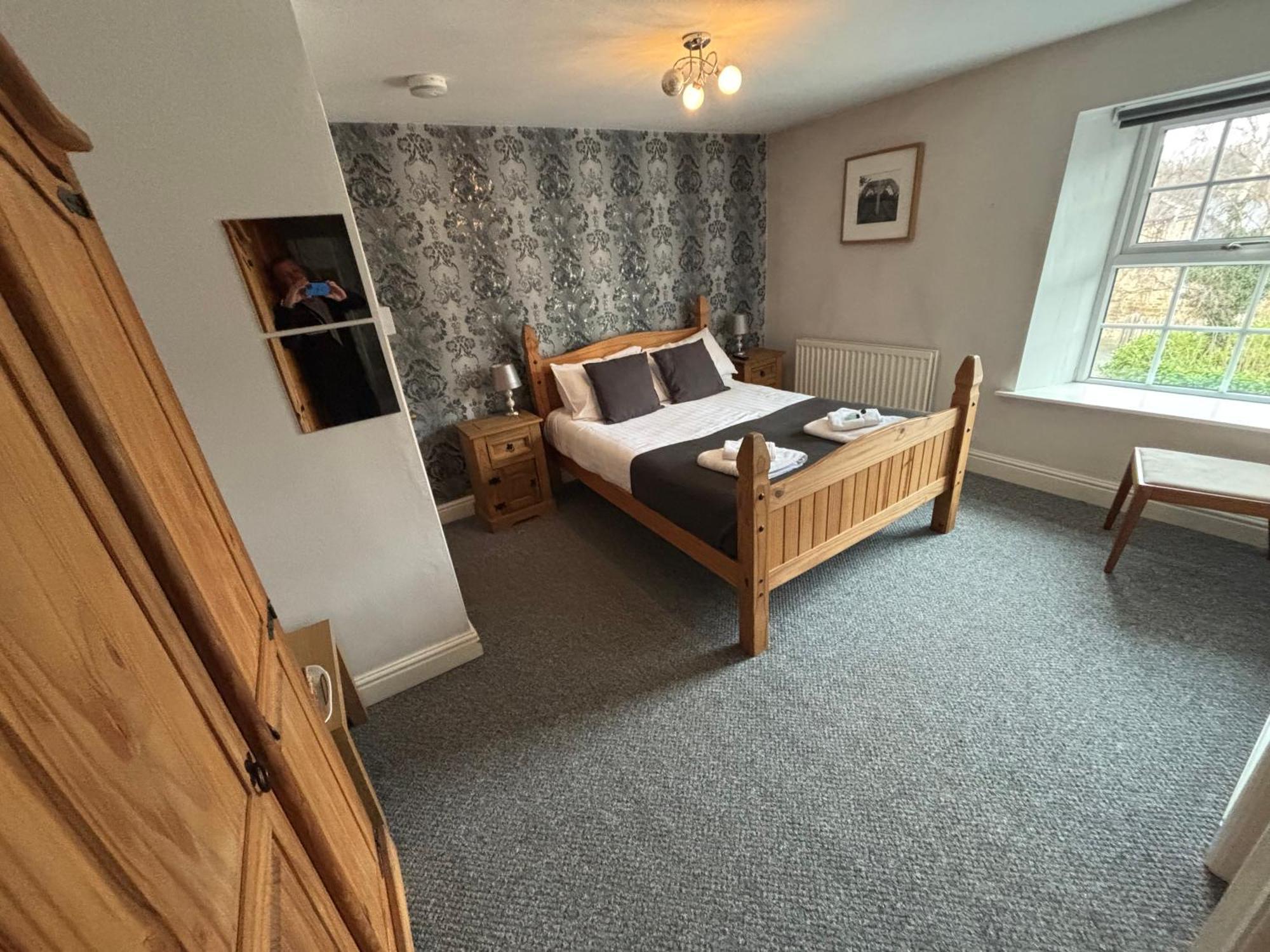 The Boathouse Wylam Hotel Екстериор снимка